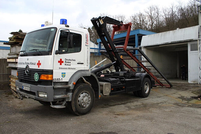 Wechsellader mit Gestell für die Sanitätsstation