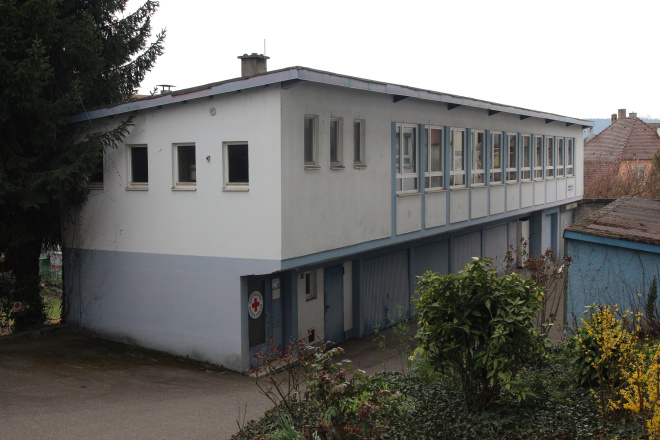 Ortsvereinsheim von schräg vorne fotografiert.